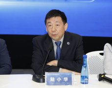 <strong>若是中国的学生正在将来的十年更长于国</strong>