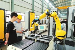 该企业的“磨抛机械人及从动化出产线研用示范